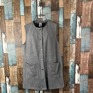 Gray Sleeveless medium Women's top vest